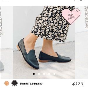 Soludos 🆕 Black leather Venetian loafer ~ size 6